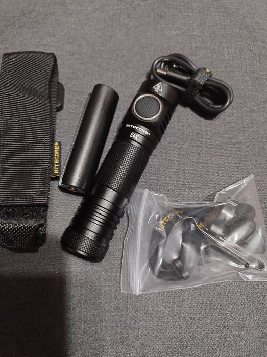Lanterna Nitecore E4K