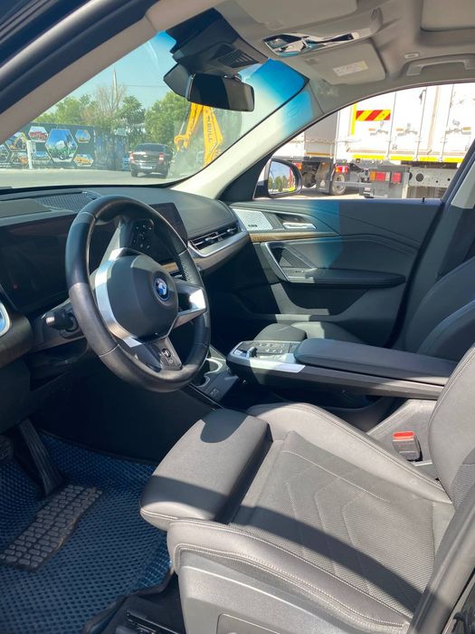 BMW iX1 xDrive30 M Sport