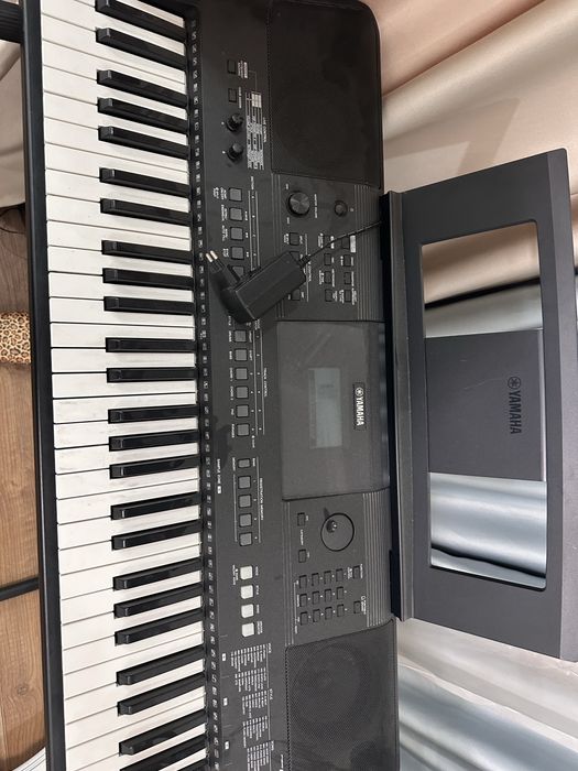 Синтезатор yamaha PSR E463