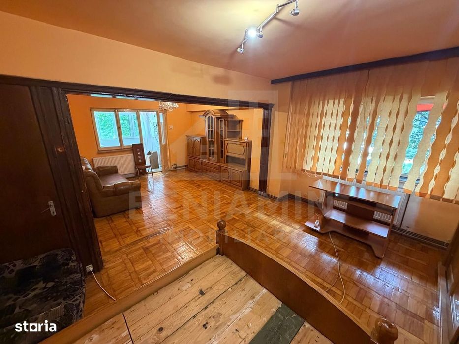 Apartament 3 camere decomandat cu 2 bai - Lapus -