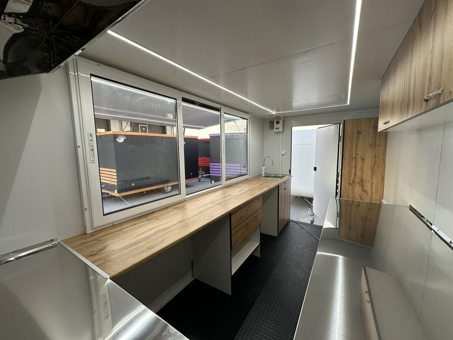 Търговска каравана за бързо хранене със спирачка 4*2*2.1