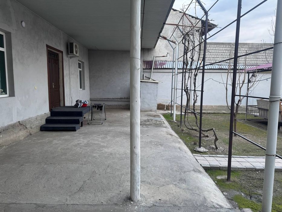 Продаю дом свой 6 соток. 5 комнат.