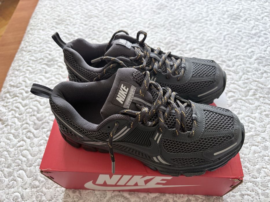 Nike zoom vomero 5