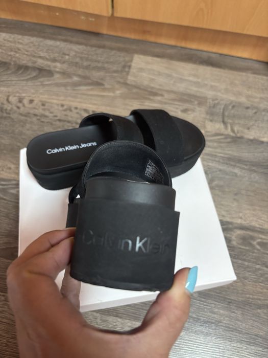 Сяндали Calvin klein