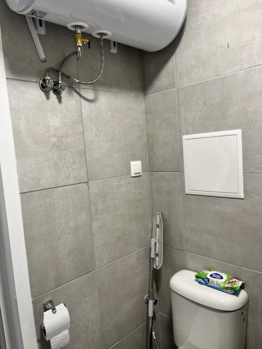 Дава се под наем Тристаен апартамент в София, Връбница 1 - 85 кв.м за 747.66 € - Снимка #1