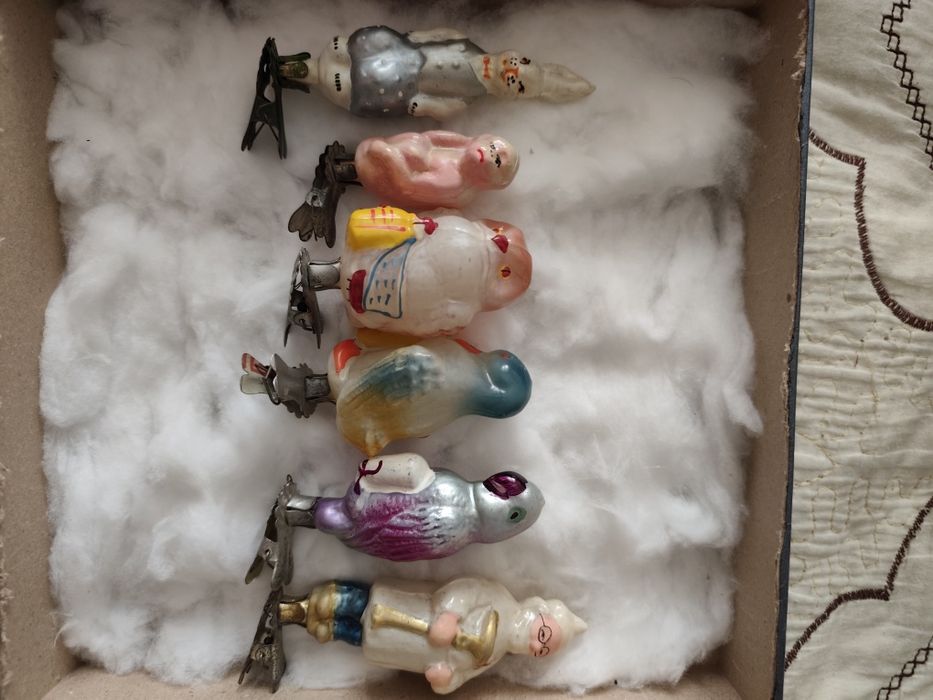 Продам серию елочных игрушек Доктор Айболит