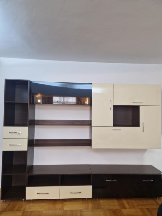 Apartament 2 camere semidecomandat la cheie