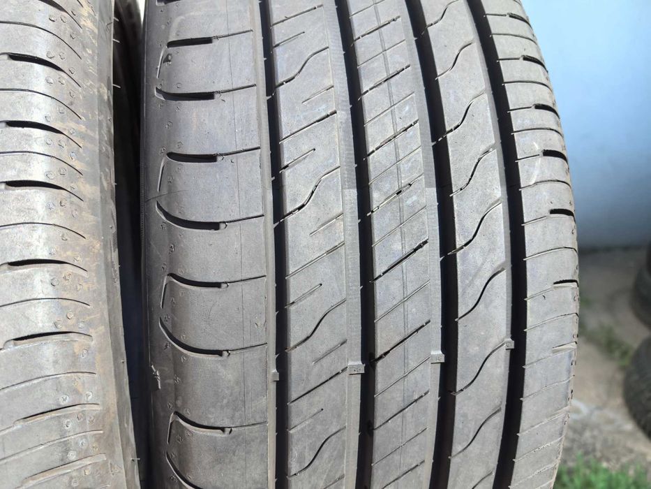 215/50/17 Гудиър ДОТ 2020 г - Като нови !