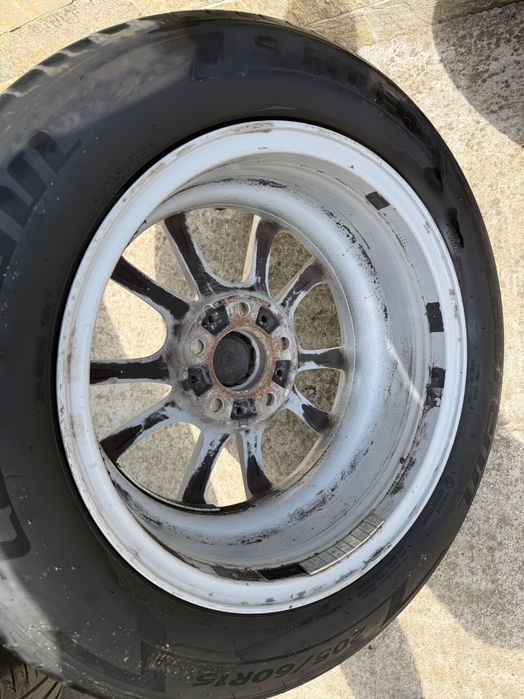Джанти с гуми BMW 16” Style 390