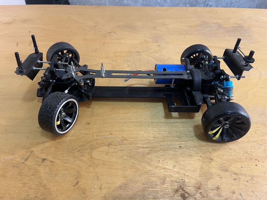 1/10 дрифм мошина без електроника