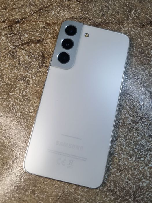 Samsung S 22 8/128 gb