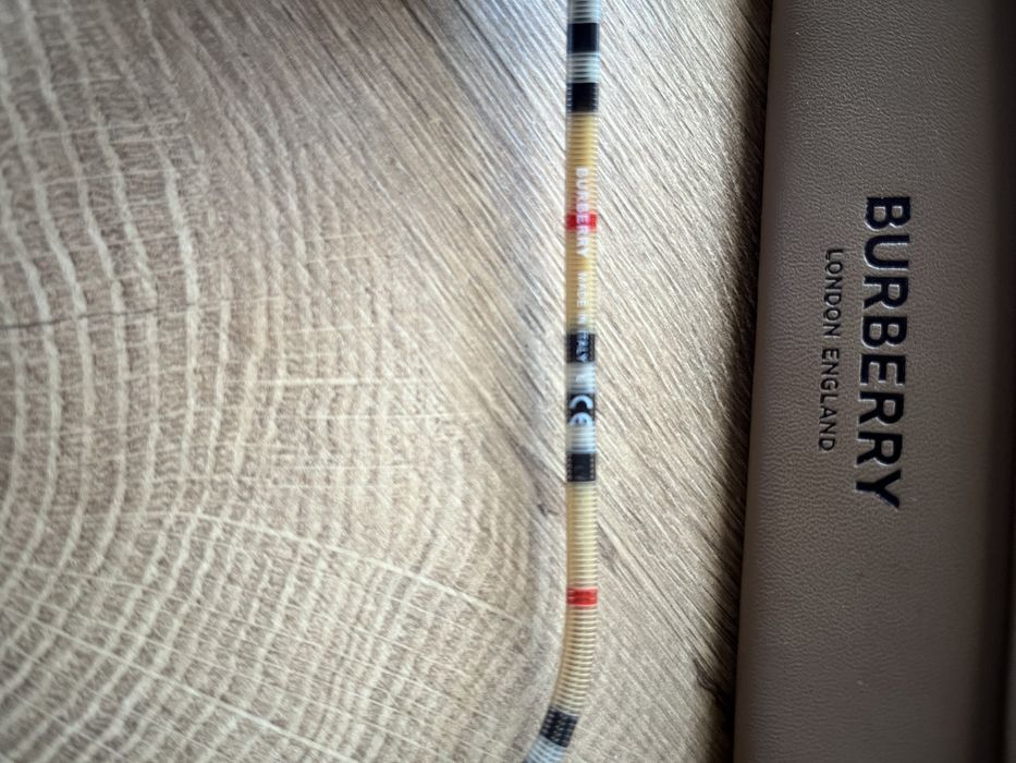 Ochelari soare burberry