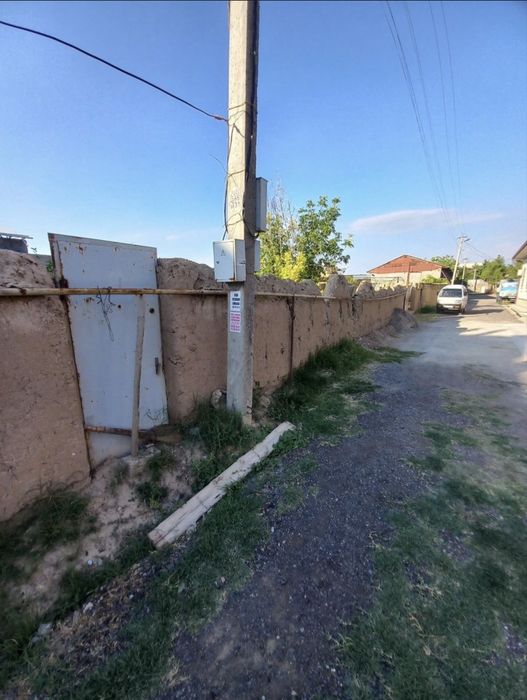 Yer sotiladi Qibray tumani Obod mahalla