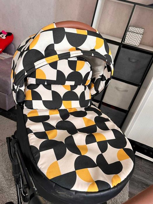 Детская коляска зима/лето