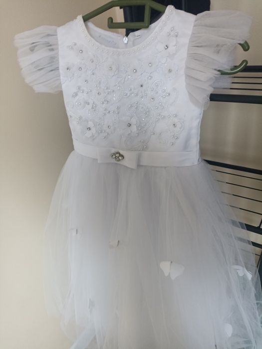 Красивое нарядное платье для девочек