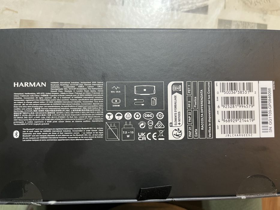 JBL charge essential2