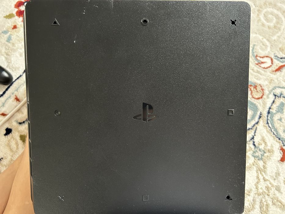 PlayStation 4 Slim