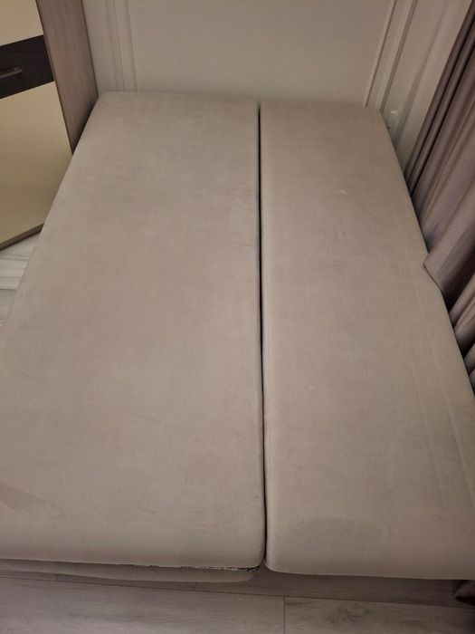 Раскладной диван с нишей для хранения