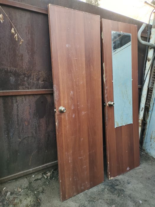 Продам межкомнатные двери и окна