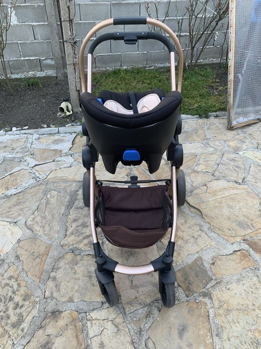 детска количка и кошче за автомобил