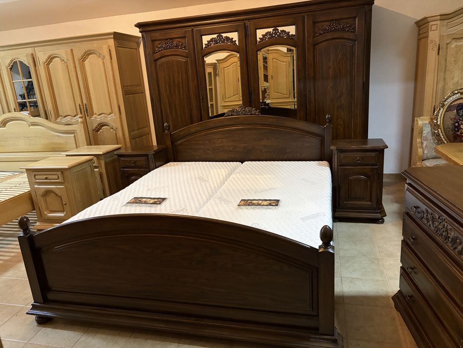 Dormitor complet din stejar