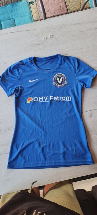 Vand echipament copil Viitorul/Farul