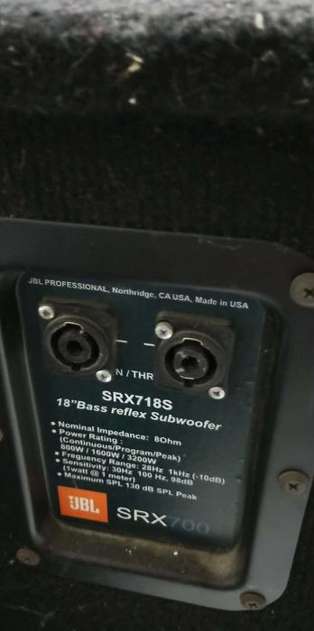 Суббуфер jbl srx710s