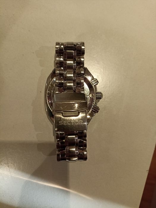 Часовник Sector Ocean Master chronograph