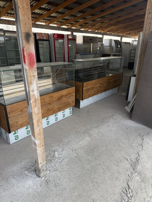 Витринный холодильник для мясо