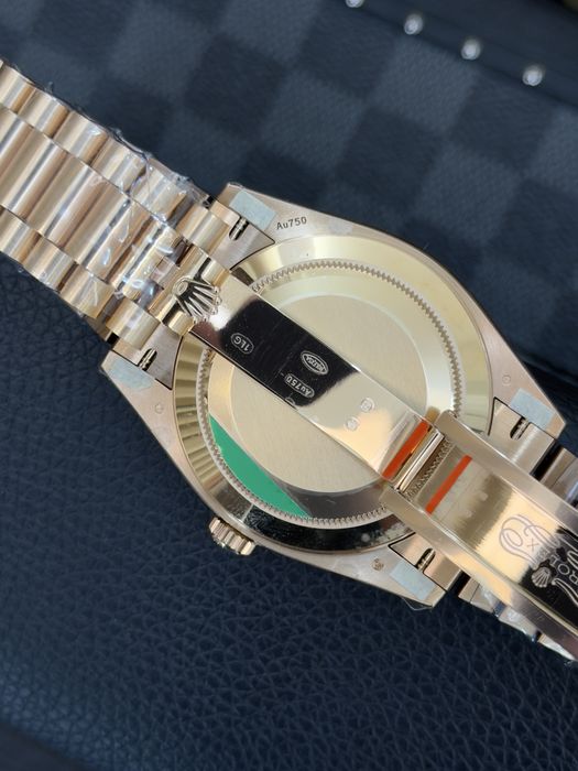 Rolex Day-Date 40mm Ombre Dial Everose