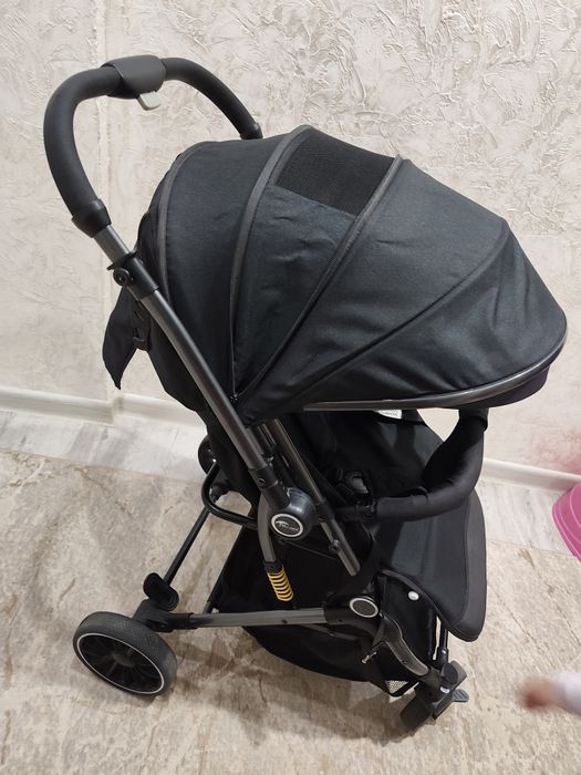 Детская коляска.