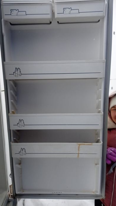 Холодильник рабочий