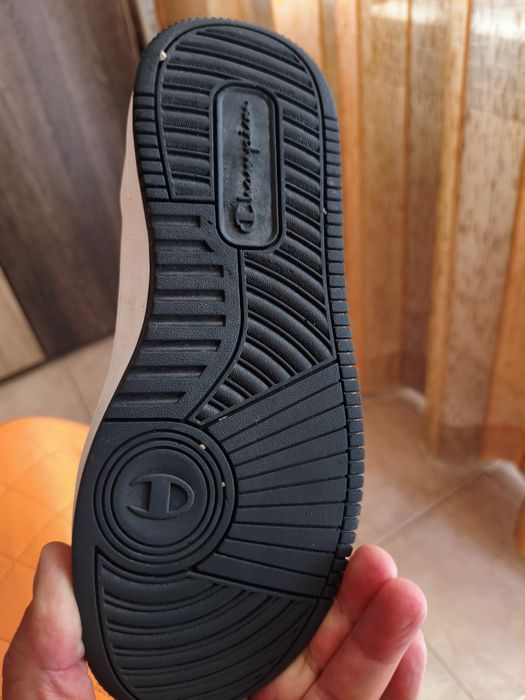 Маратонки като нови 38