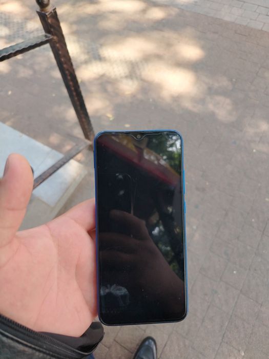 Продам телефон Redmi 9c состояние отличное