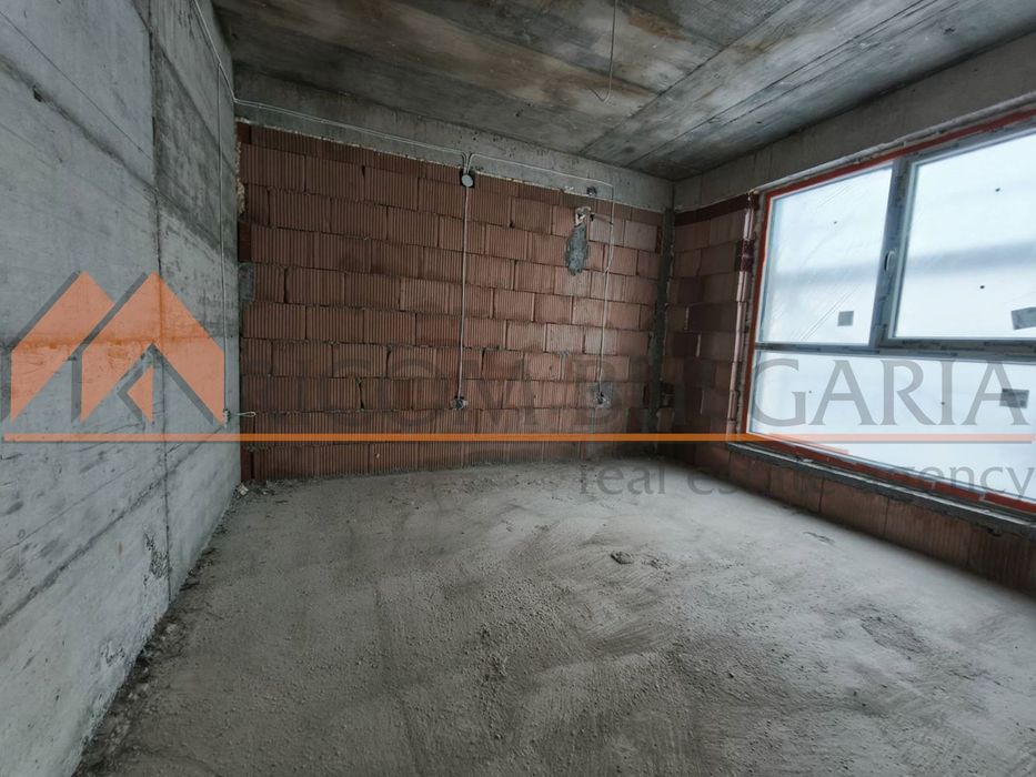 Многостаен в Варна-Бриз площ 153