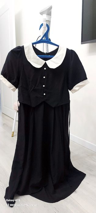 Продам платье красивое