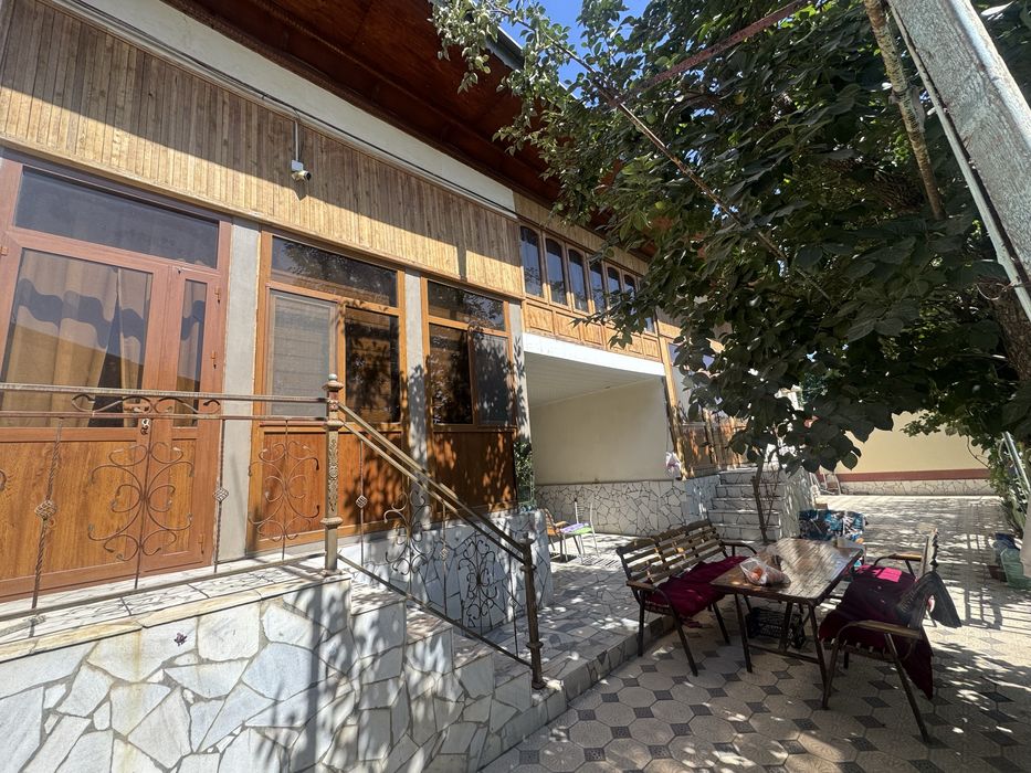 Srochno Zangiota solnichnida 7,5 soʻtixli Xovli uy sotiladi!!!