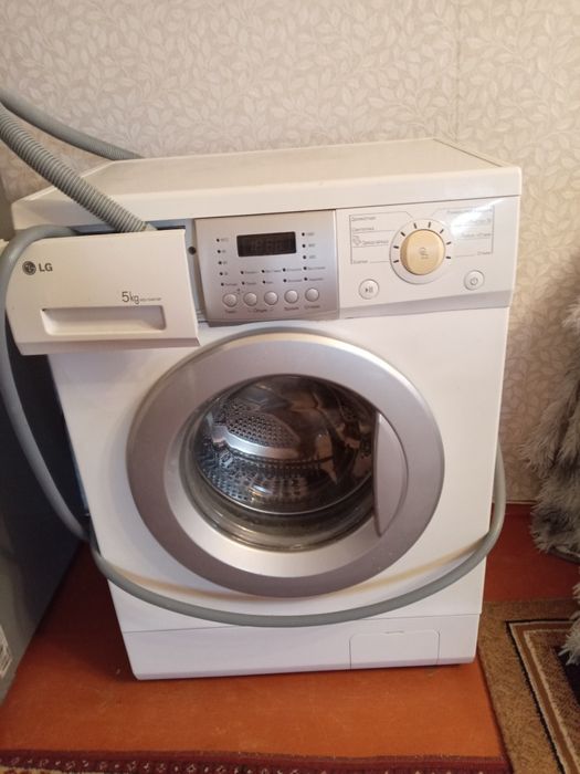 Продам холодильник машинку автомат