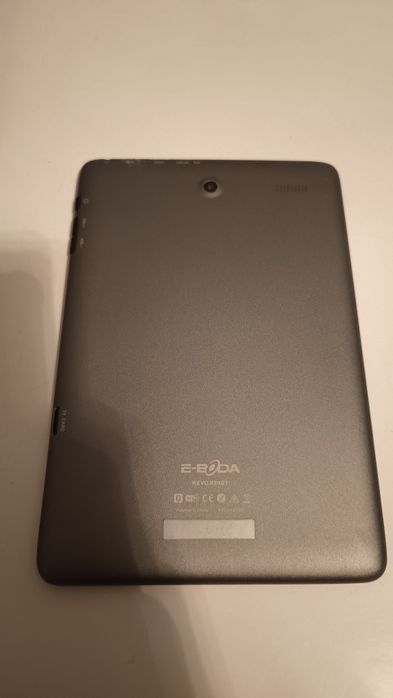 Pachet Tabletă 8 inch E-Boda Revo R80BT + Husă cu tastatură inclusă