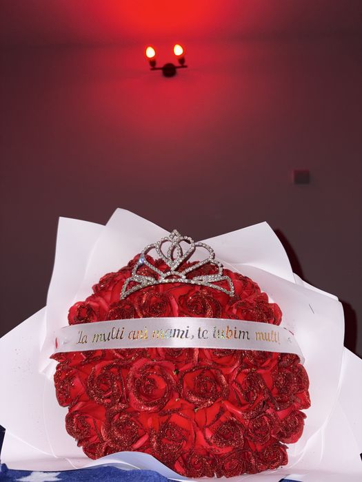 buchet pentru MAMA, 39 trandafiri cu sclipici