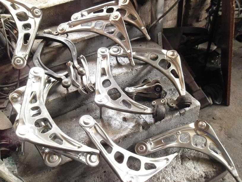 Ремонтира рециклира носачи шарнирни болтове BMW E46 и др.