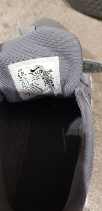 Маратонки Nike eur 34