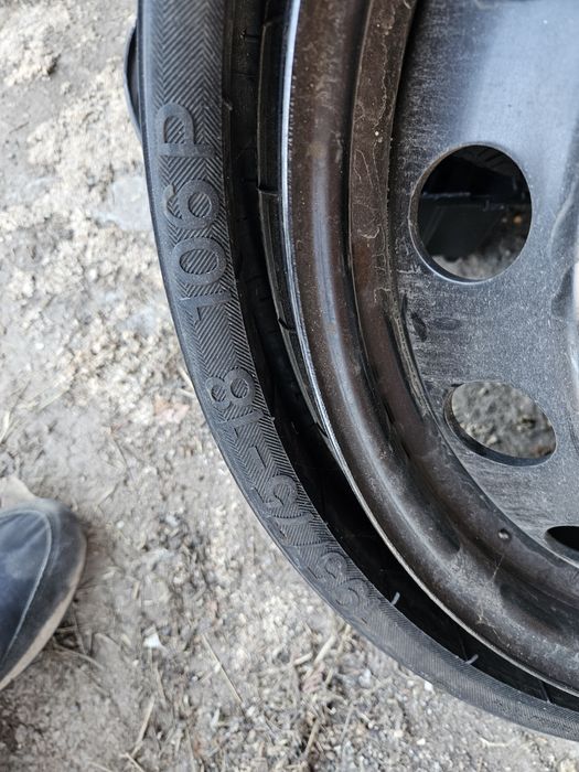 Резервна гума патерица за Audi Q5  195 75 18