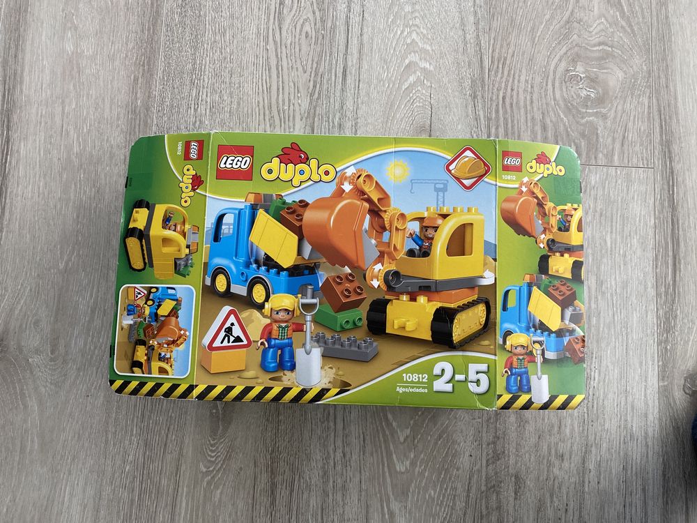 Lego duplo town truck best sale & tracked excavator 10812