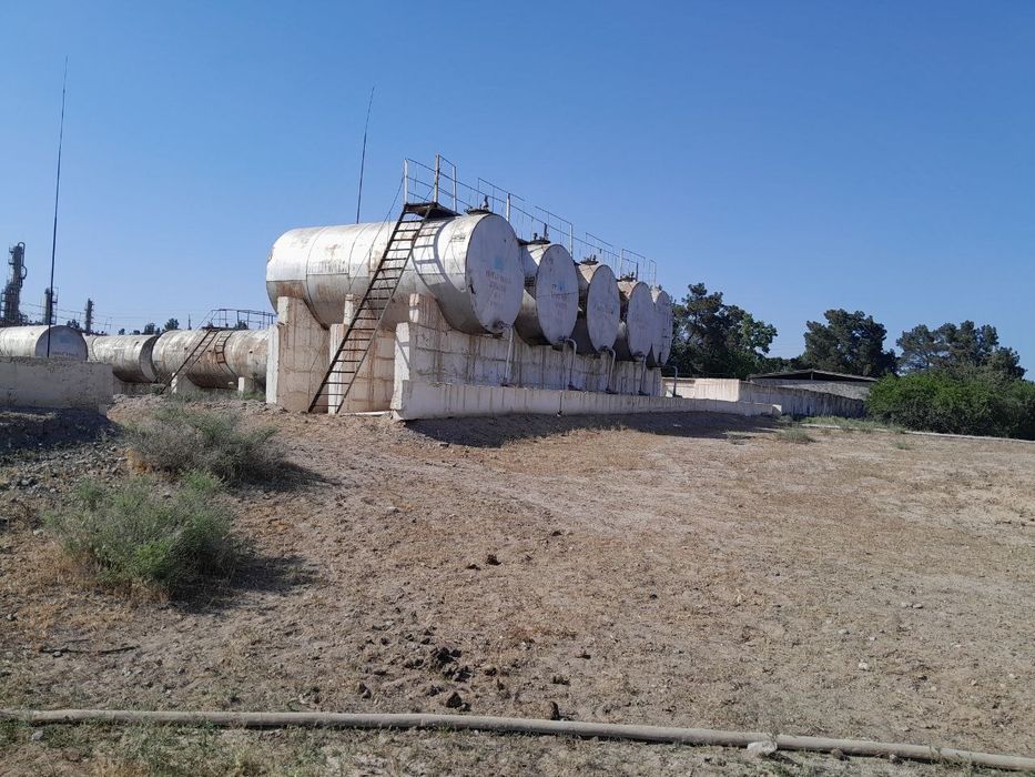 Емкост Цистерна сотилади