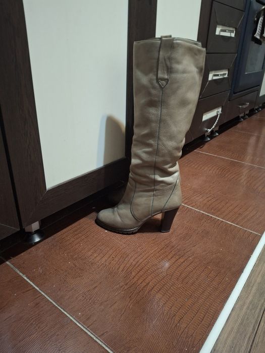 Сапоги зимние , кожаные.