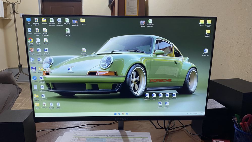 Продам кейс и манитор