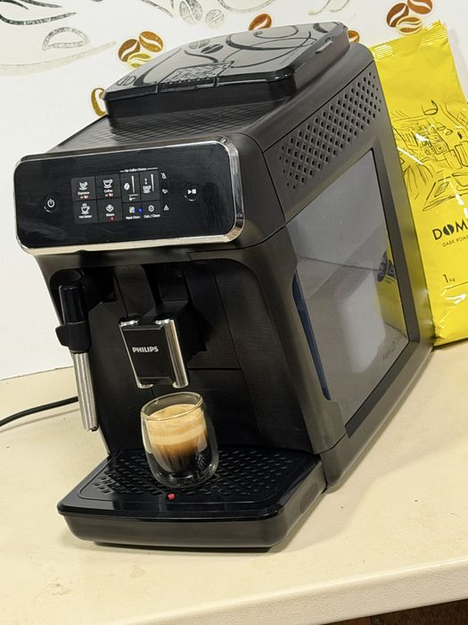 Кафемашина кафе автоматPhilips EP2220 с гаранция