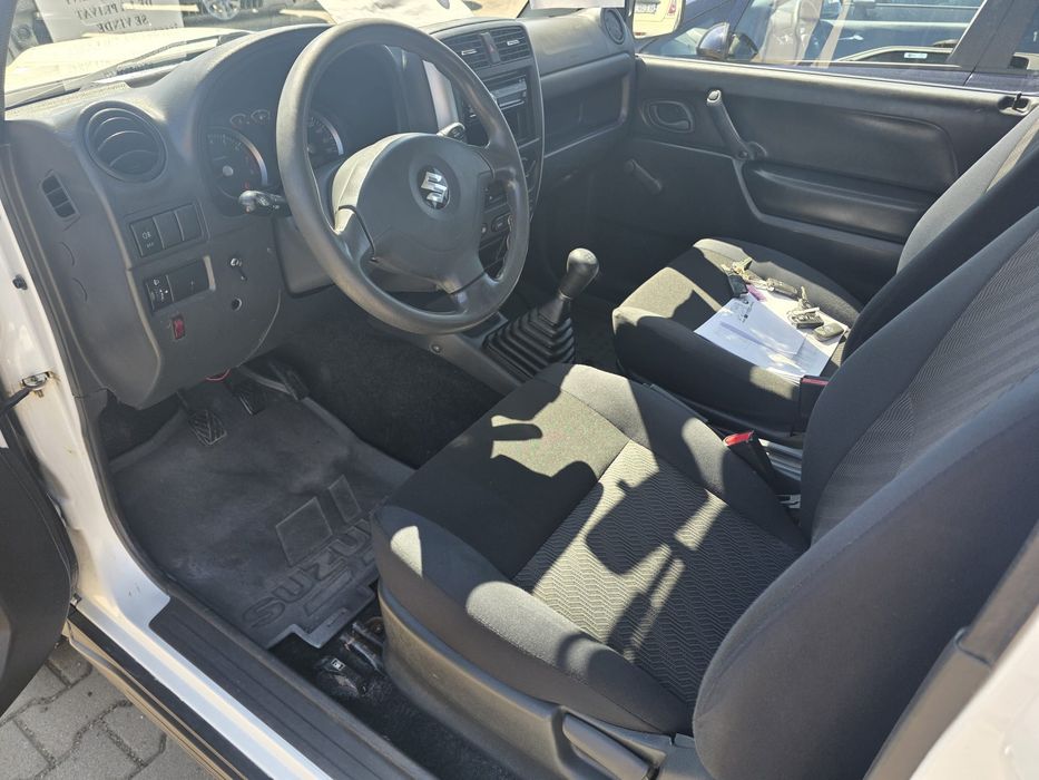 Suzuki Jimny – An 2014 – 1.3 Benzina 85Cp – Euro 5 – 4x4 / Recent adusa in tara!