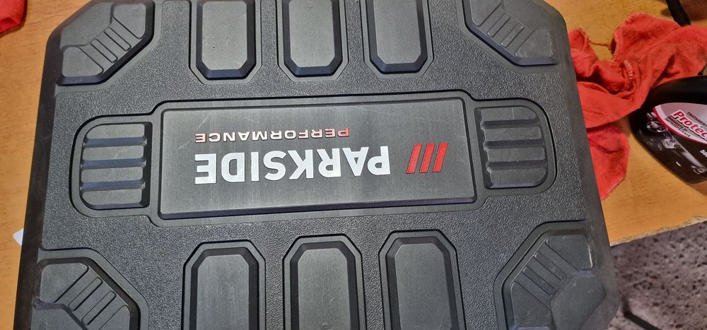 Vând flex Parkside cu acumulator,